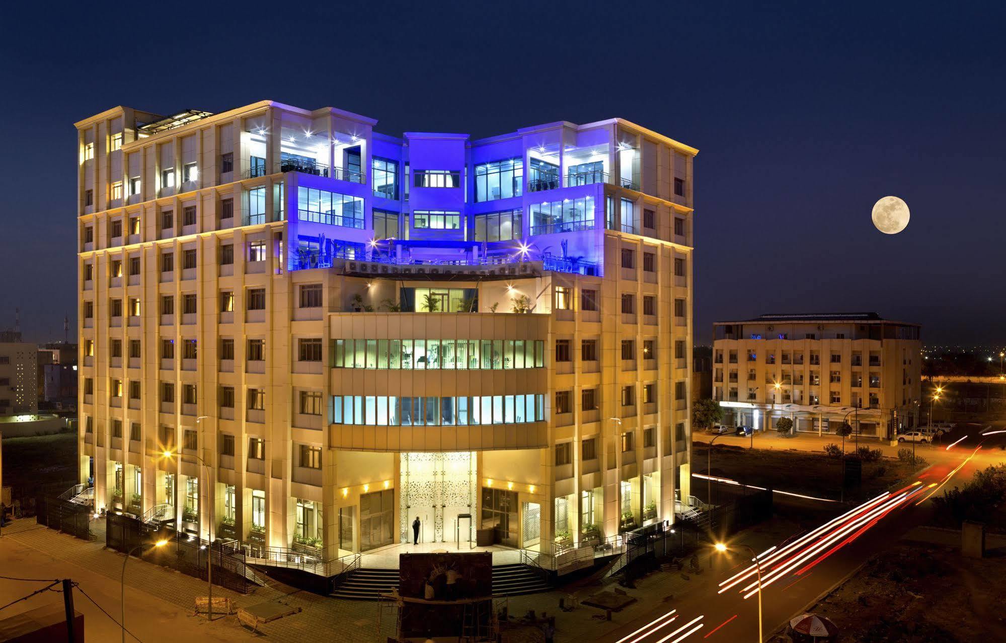 Bravia Hotel 와가두구 외부 사진