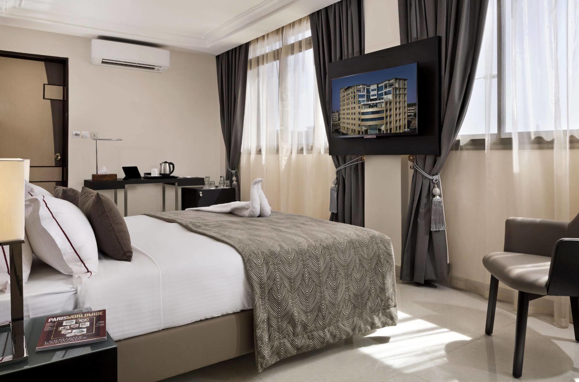 Bravia Hotel 와가두구 외부 사진